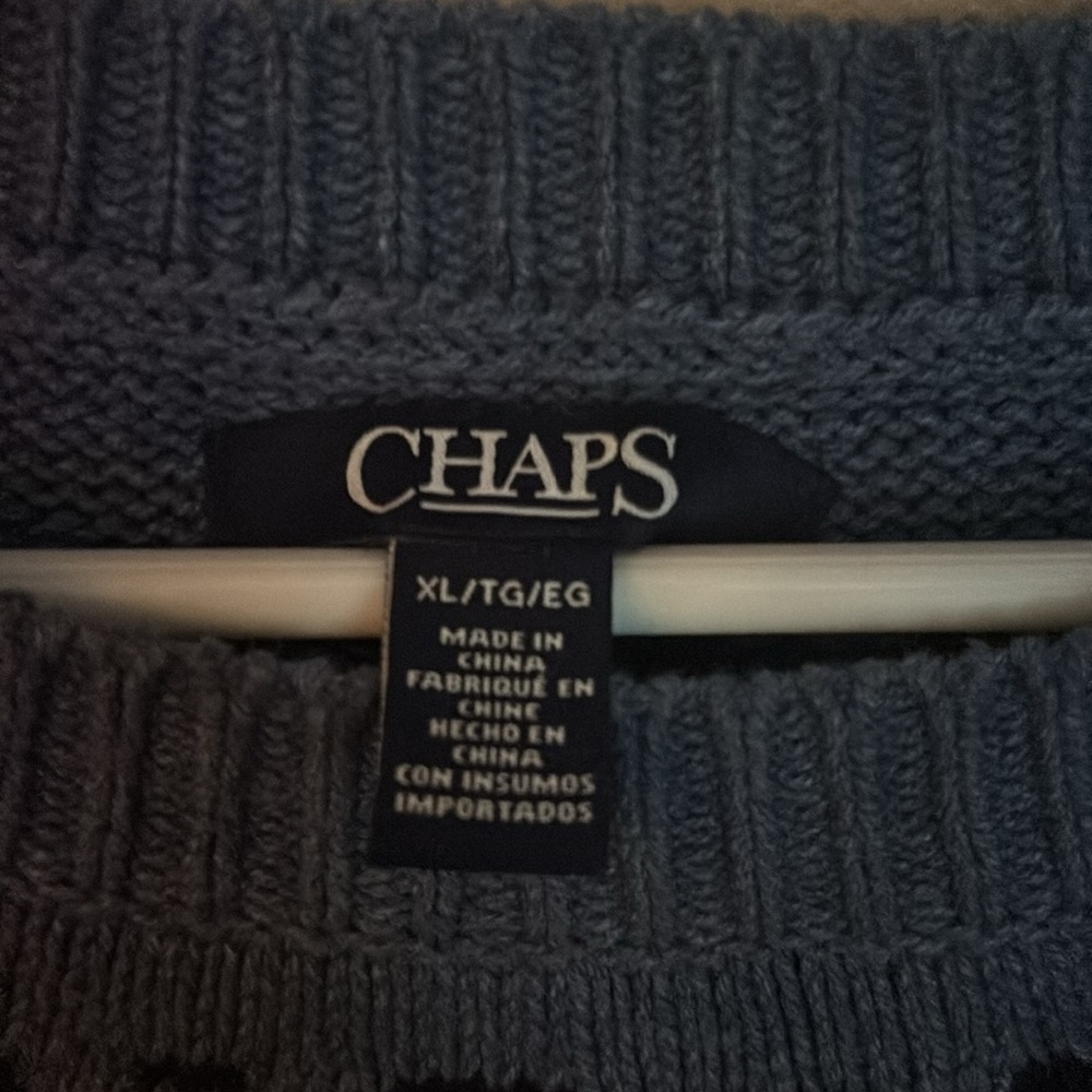 Chaps Blue and Red Patterned Women's Sweater - Picture 2 of 3